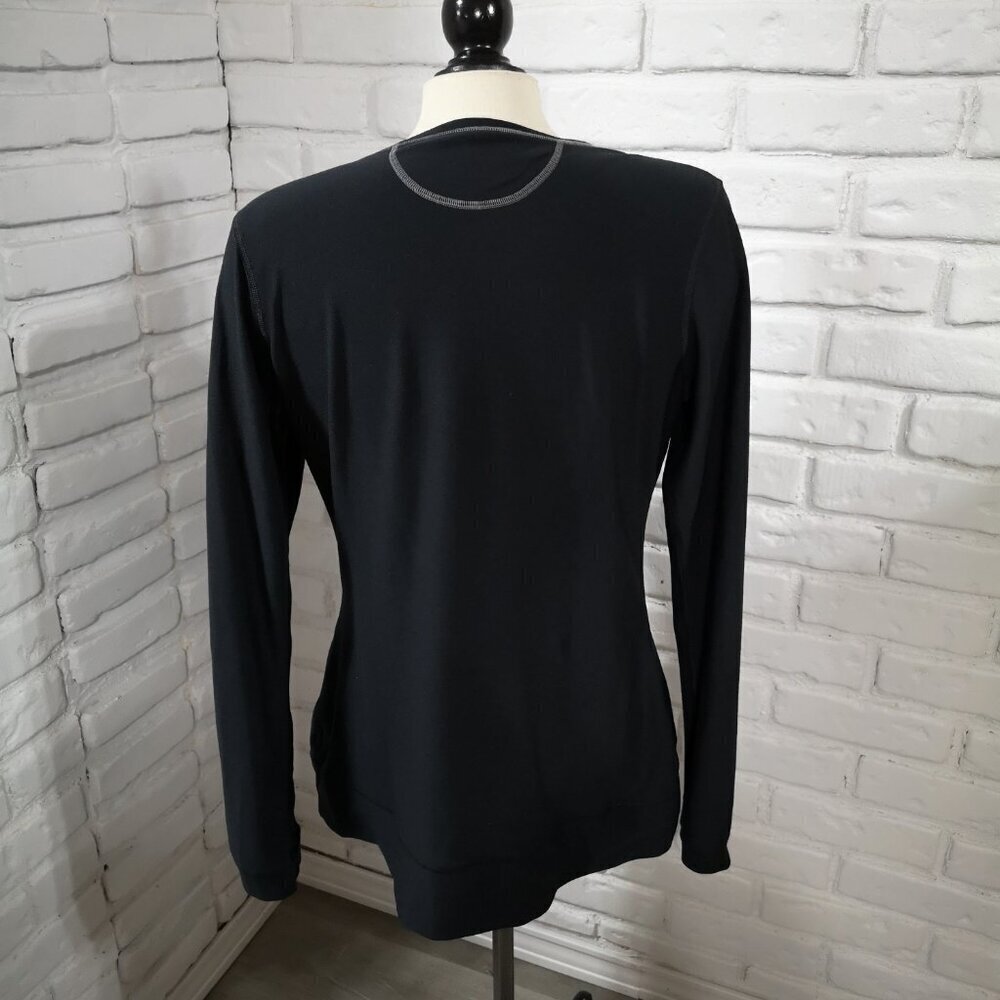 Under Armour Ladies Size XL Fitted Black with Grey Stitching Long Sleeves Top - Picture 2 of 11